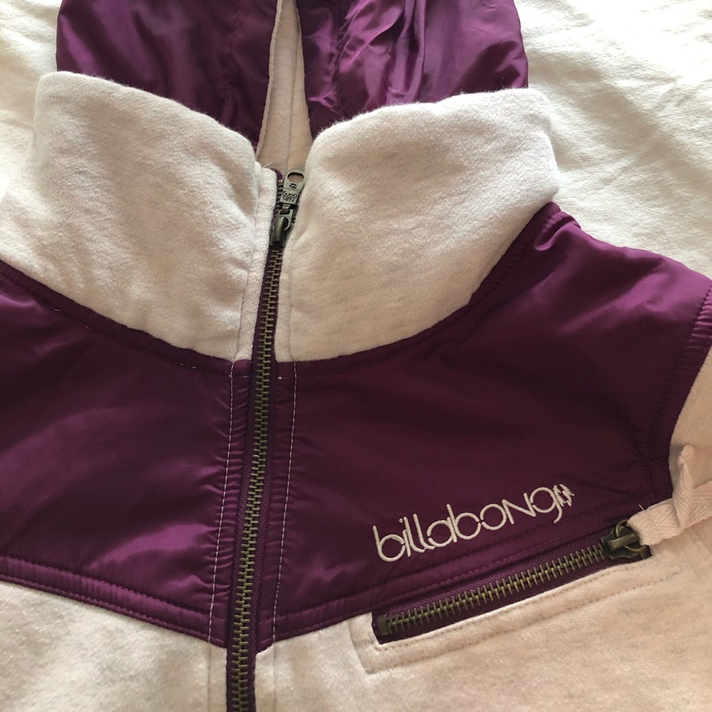 Billabong sweater